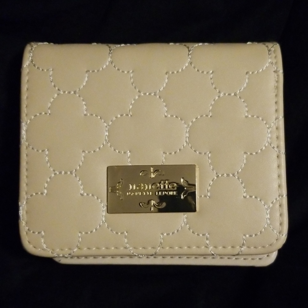 nanette Nanette Lepore Wallet Like New